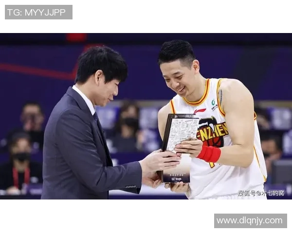 沈梓捷的成长之路与篮球梦想的追逐历程探讨