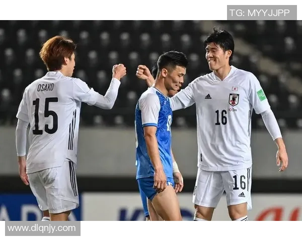 日本足球比赛直播视频全程回顾与精彩瞬间分析